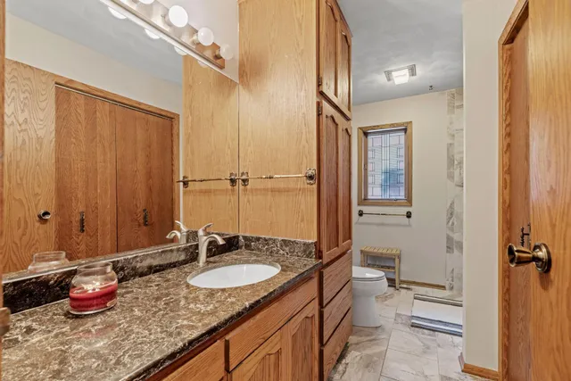 $750,000 | 74500 240th Street, Albert Lea, MN 56007