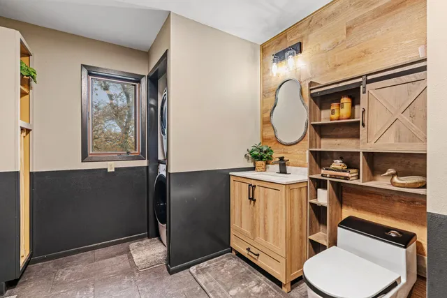 $750,000 | 74500 240th Street, Albert Lea, MN 56007