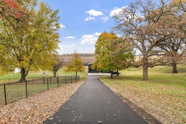 $750,000 | 74500 240th Street, Albert Lea, MN 56007