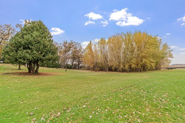 $750,000 | 74500 240th Street, Albert Lea, MN 56007