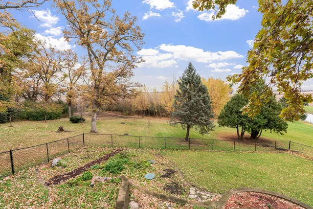 $750,000 | 74500 240th Street, Albert Lea, MN 56007