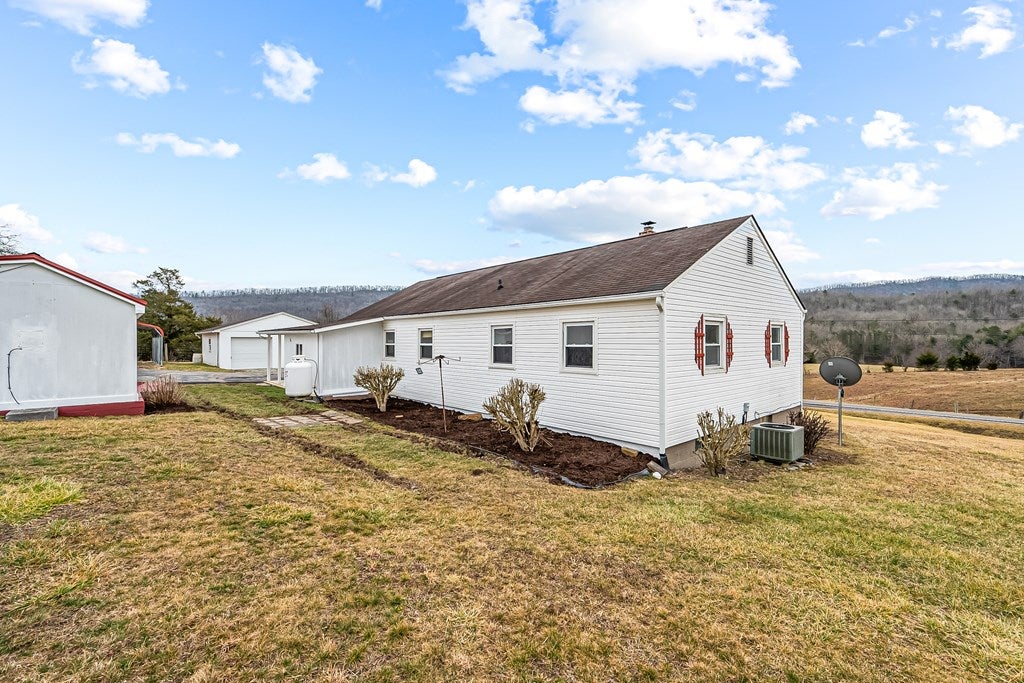 2172 Wilderness Road Bland, VA 24315 - Photo 60 of 73 Gallery Image 60