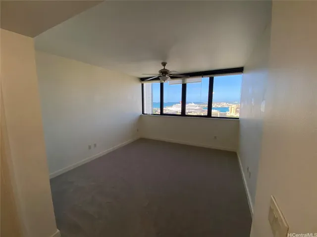 $3,200 | 600 Queen Street, Unit 2106, Honolulu, HI 96813