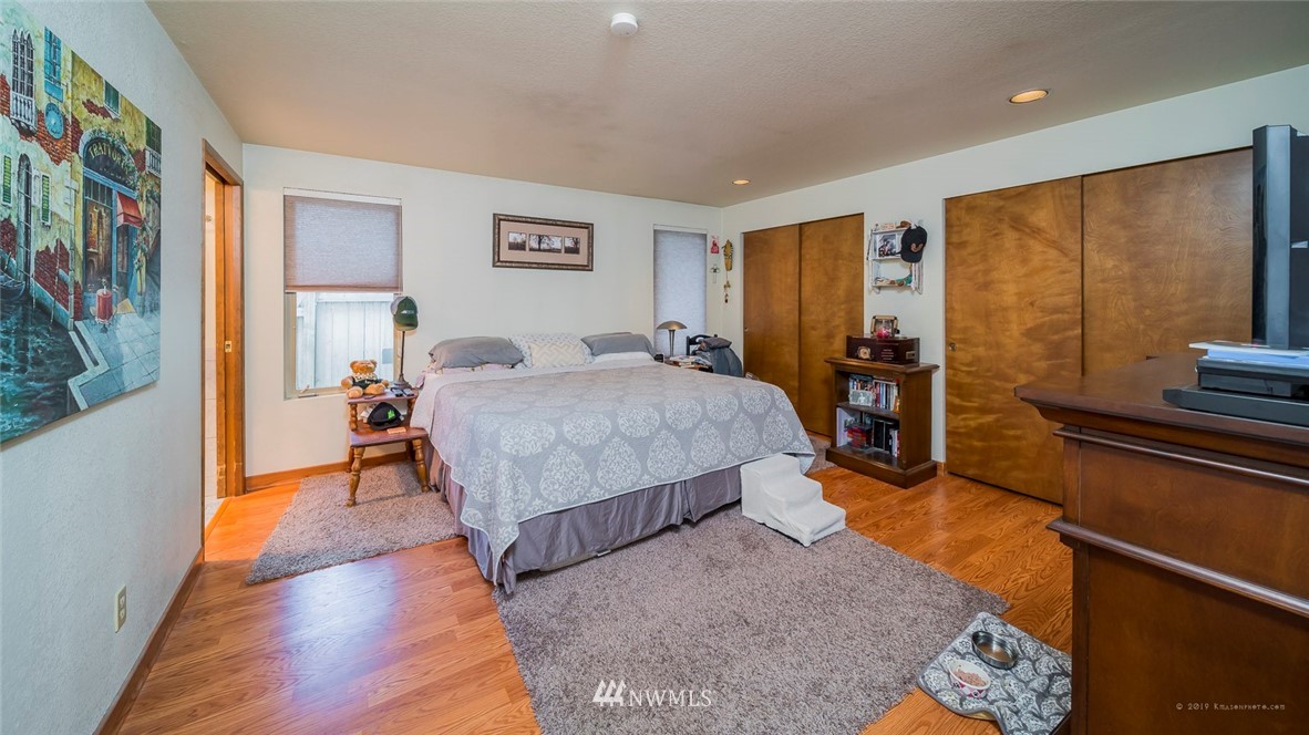 17630 28th Avenue Southeast Bothell, WA 98012 - Photo 14 of 22