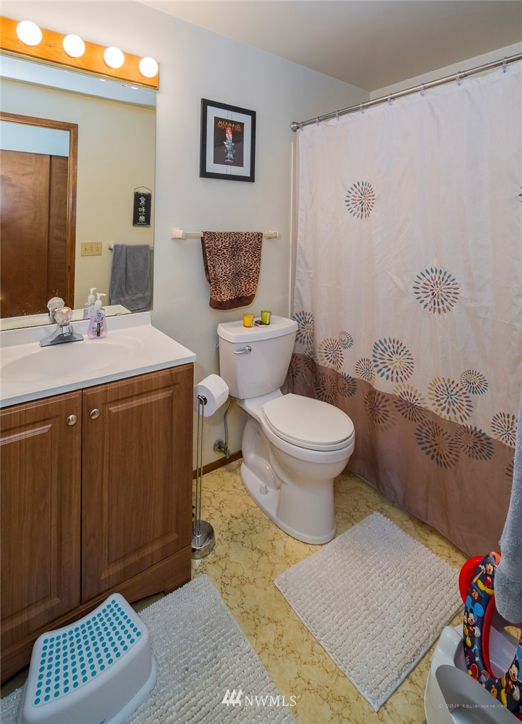 17630 28th Avenue Southeast Bothell, WA 98012 - Photo 17 of 22
