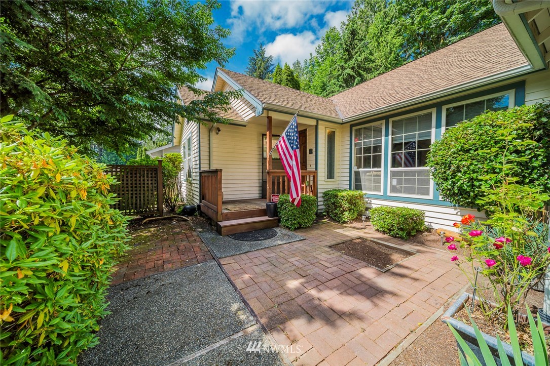 17630 28th Avenue Southeast Bothell, WA 98012 - Photo 3 of 22