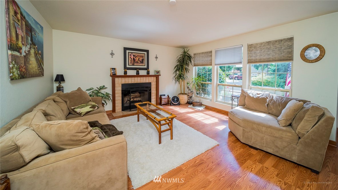 17630 28th Avenue Southeast Bothell, WA 98012 - Photo 6 of 22