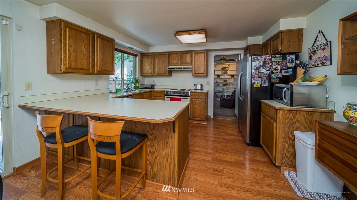17630 28th Avenue Southeast Bothell, WA 98012 - Photo 9 of 22