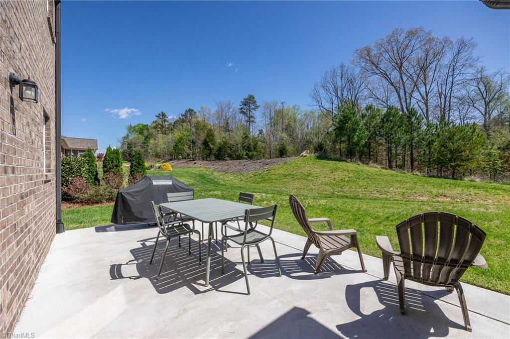 2806 Fallin Court High Point, NC 27262 - Photo 35 of 43 Gallery Image 35