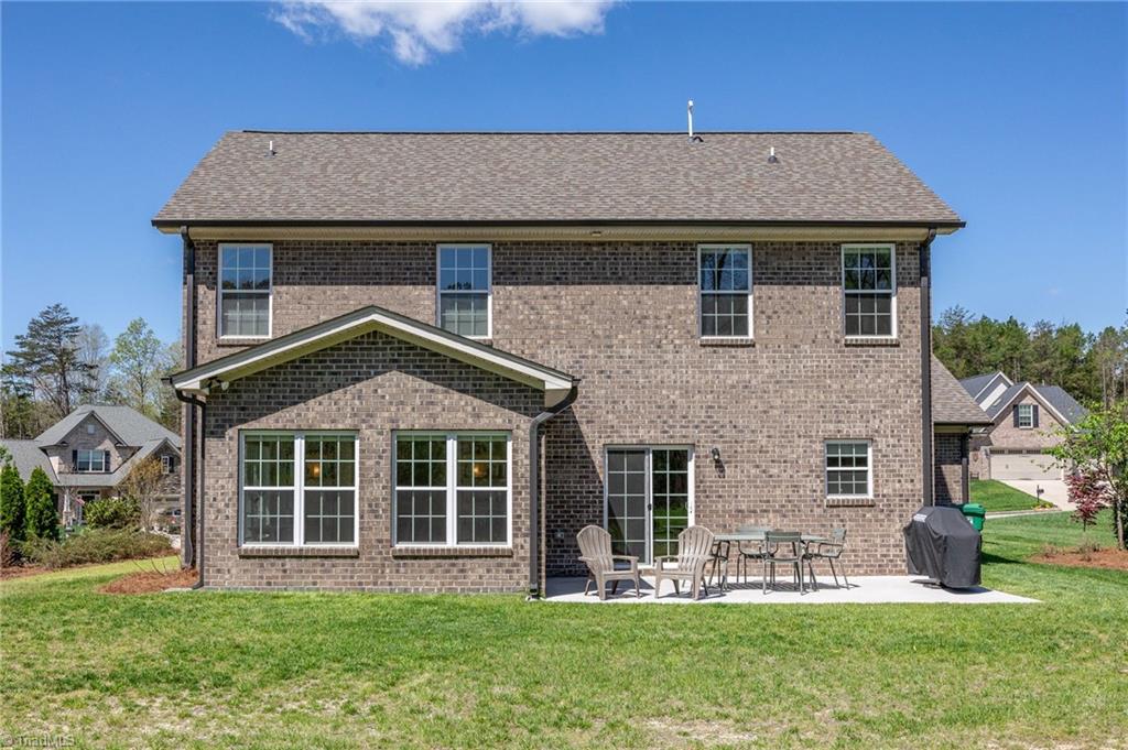 2806 Fallin Court High Point, NC 27262 - Photo 37 of 43 Gallery Image 37
