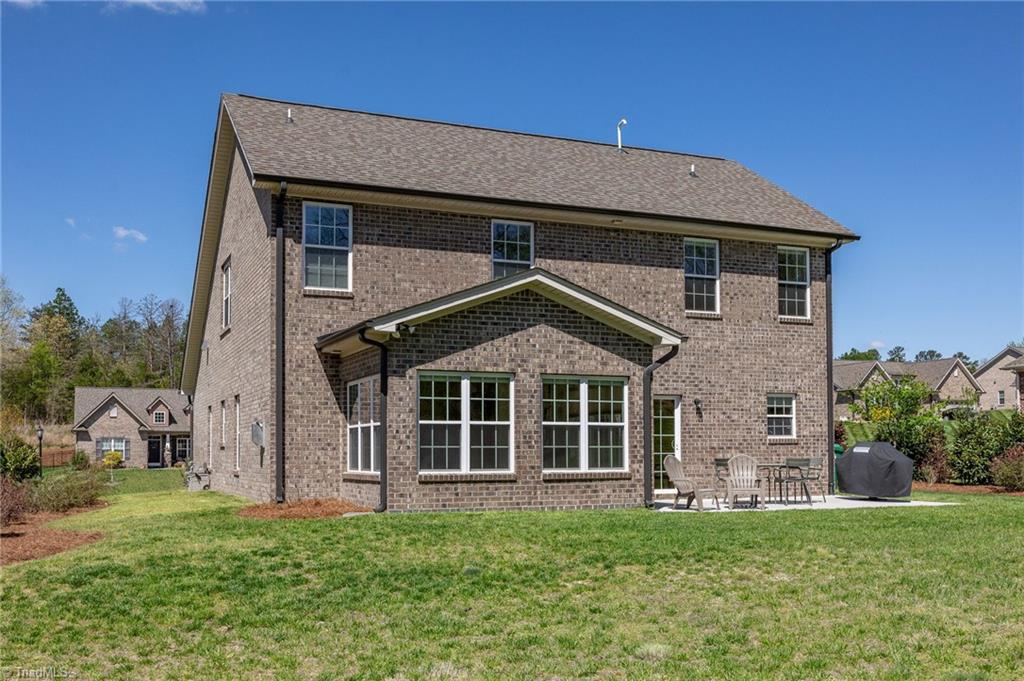 2806 Fallin Court High Point, NC 27262 - Photo 38 of 43 Gallery Image 38