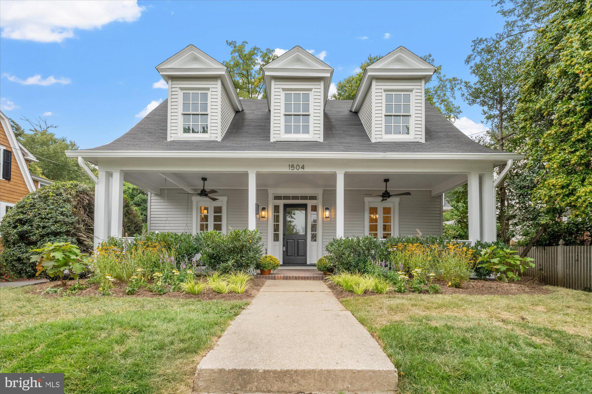 1504 Russell Road Alexandria, VA 22301 - Photo 1 of 27