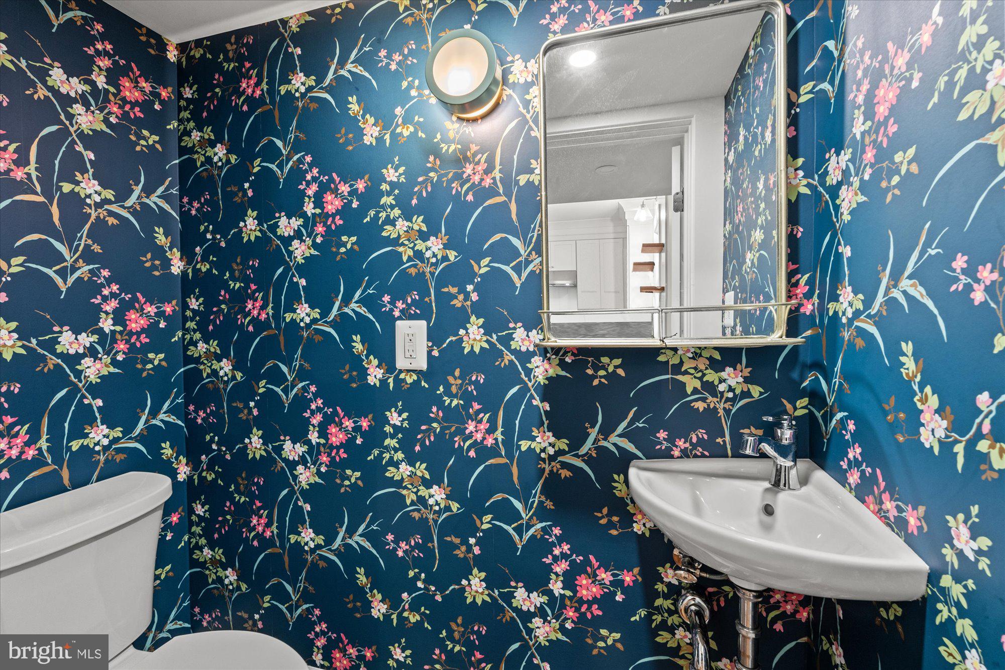 1504 Russell Road Alexandria, VA 22301 - Photo 13 of 27