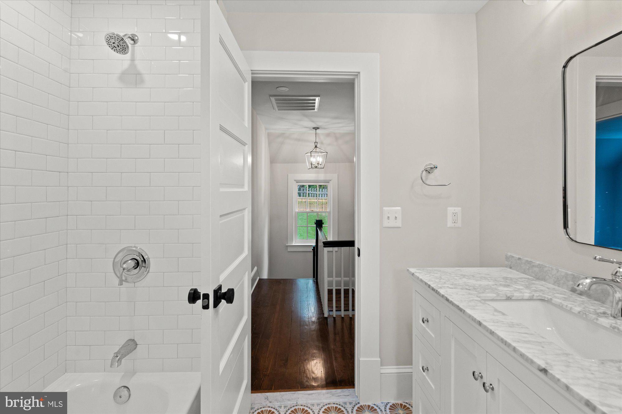 1504 Russell Road Alexandria, VA 22301 - Photo 25 of 27