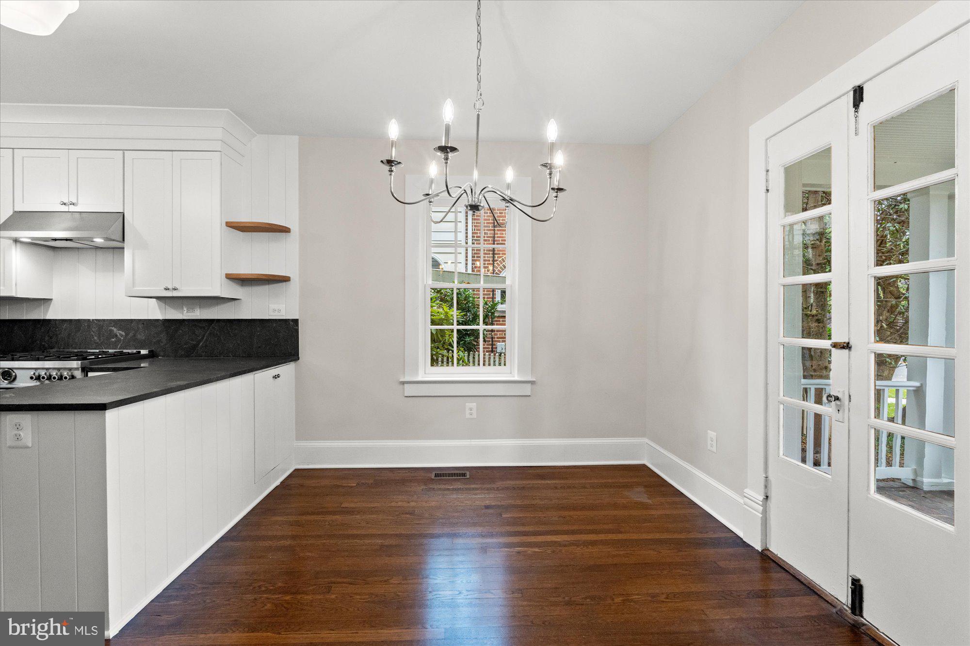 1504 Russell Road Alexandria, VA 22301 - Photo 8 of 27