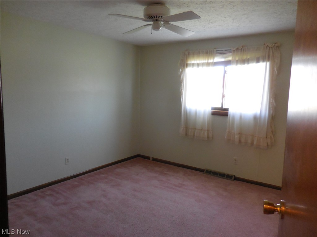 11611 Hosford Road, Unit R Chardon, OH 44024 - Photo 16 of 30