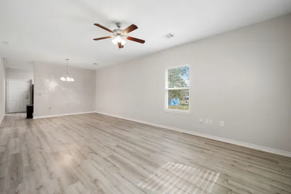 $1,700 | 6927 David Street, Pearland, TX 77584
