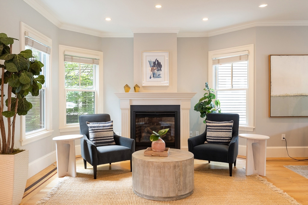 85 Upland Road Cambridge, MA 02140 - Photo 5 of 42