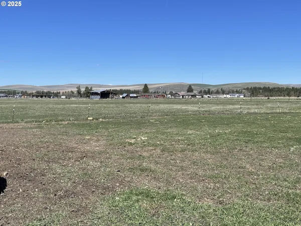a view of an ocean and beach