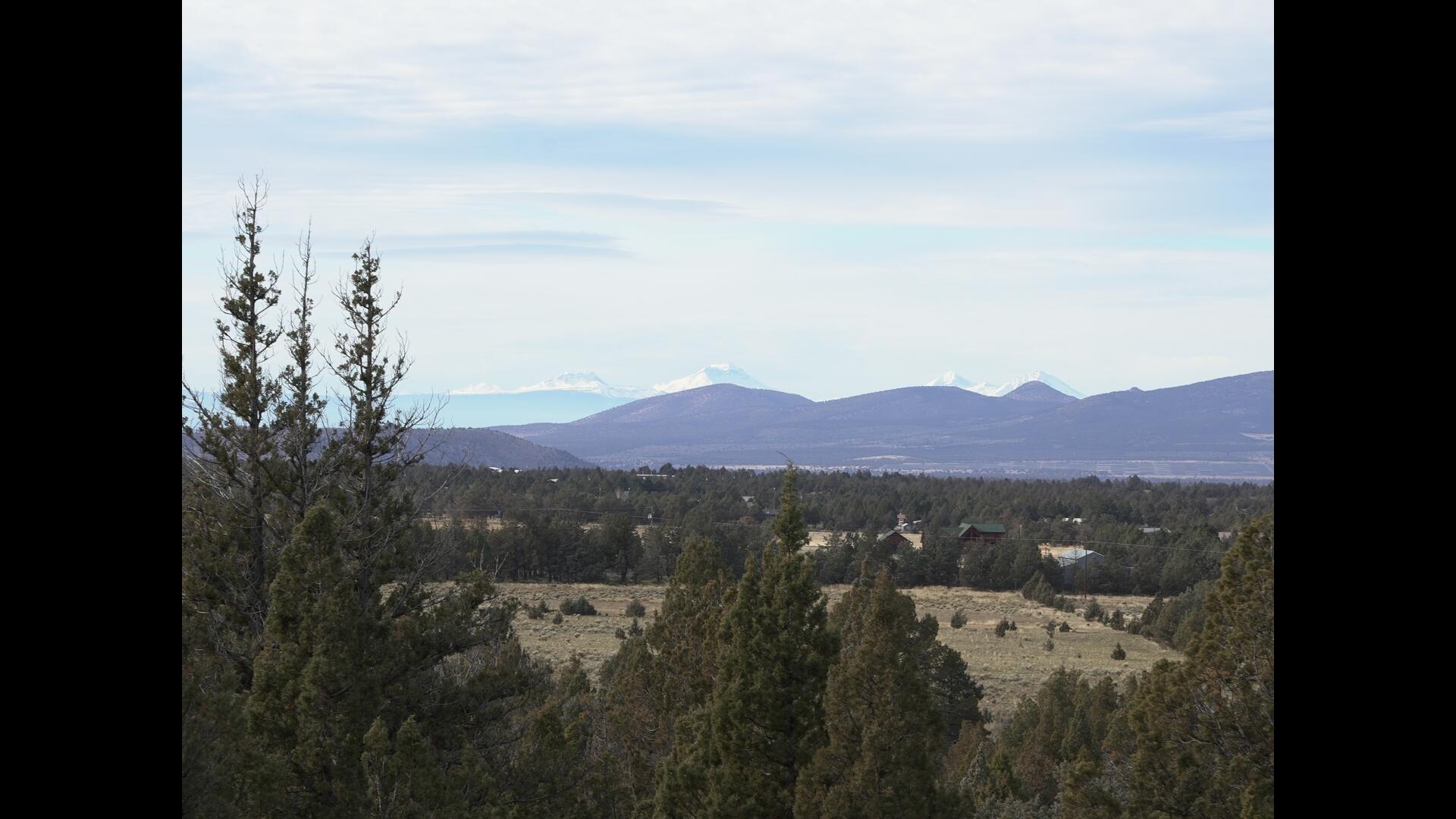 Southeast Ethan Loop, Unit 14 Prineville, OR 97754 - Photo 12 of 17 9