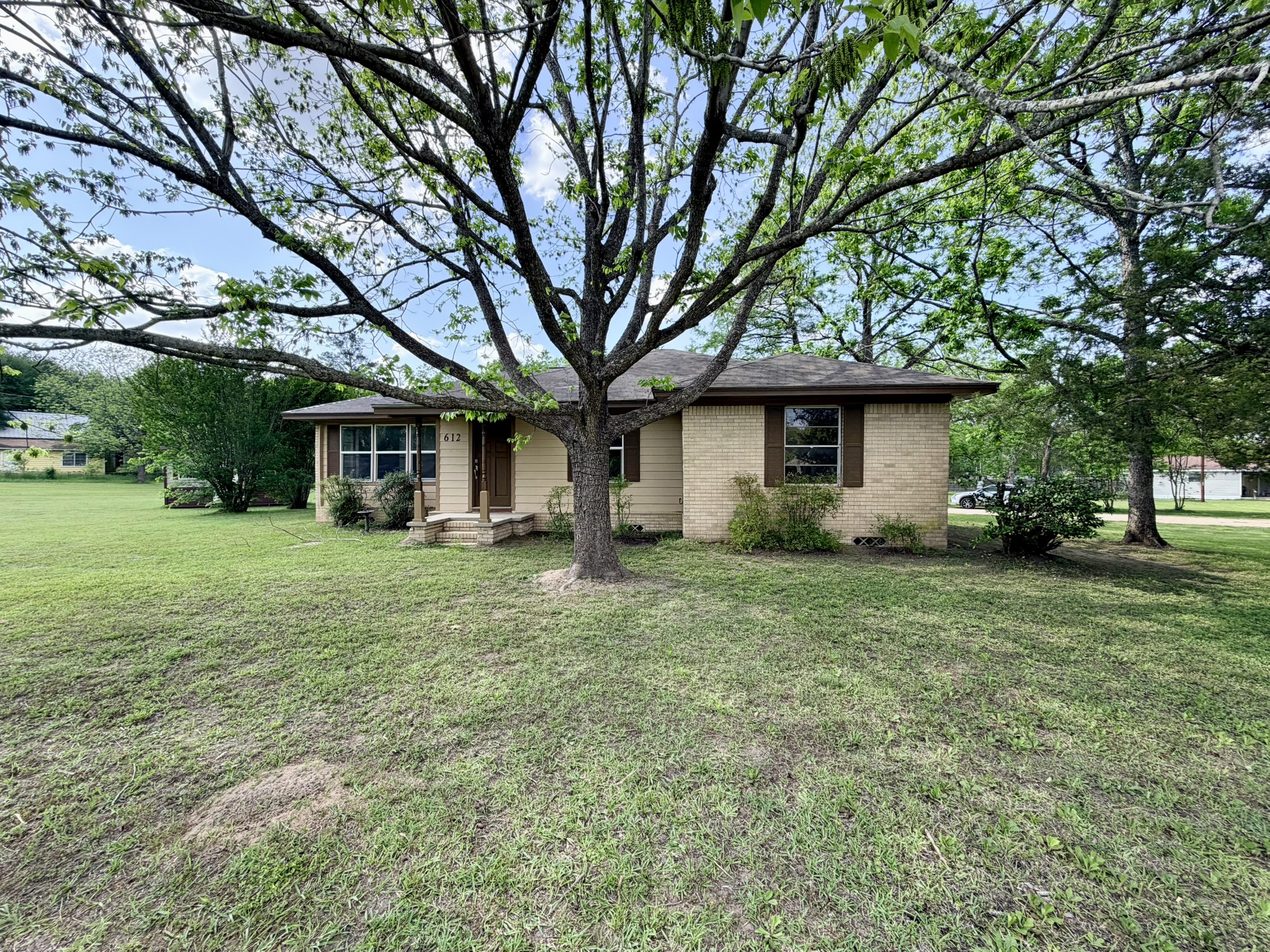 612 Keith Street Kennard, TX 75847 - Photo 3 of 15