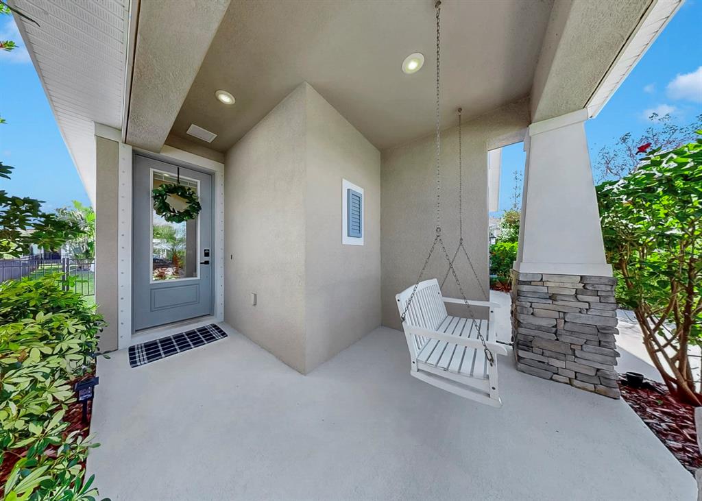 7206 Paradiso Drive Apollo Beach, FL 33572 - Photo 39 of 44 a view of an chairs and table in the room