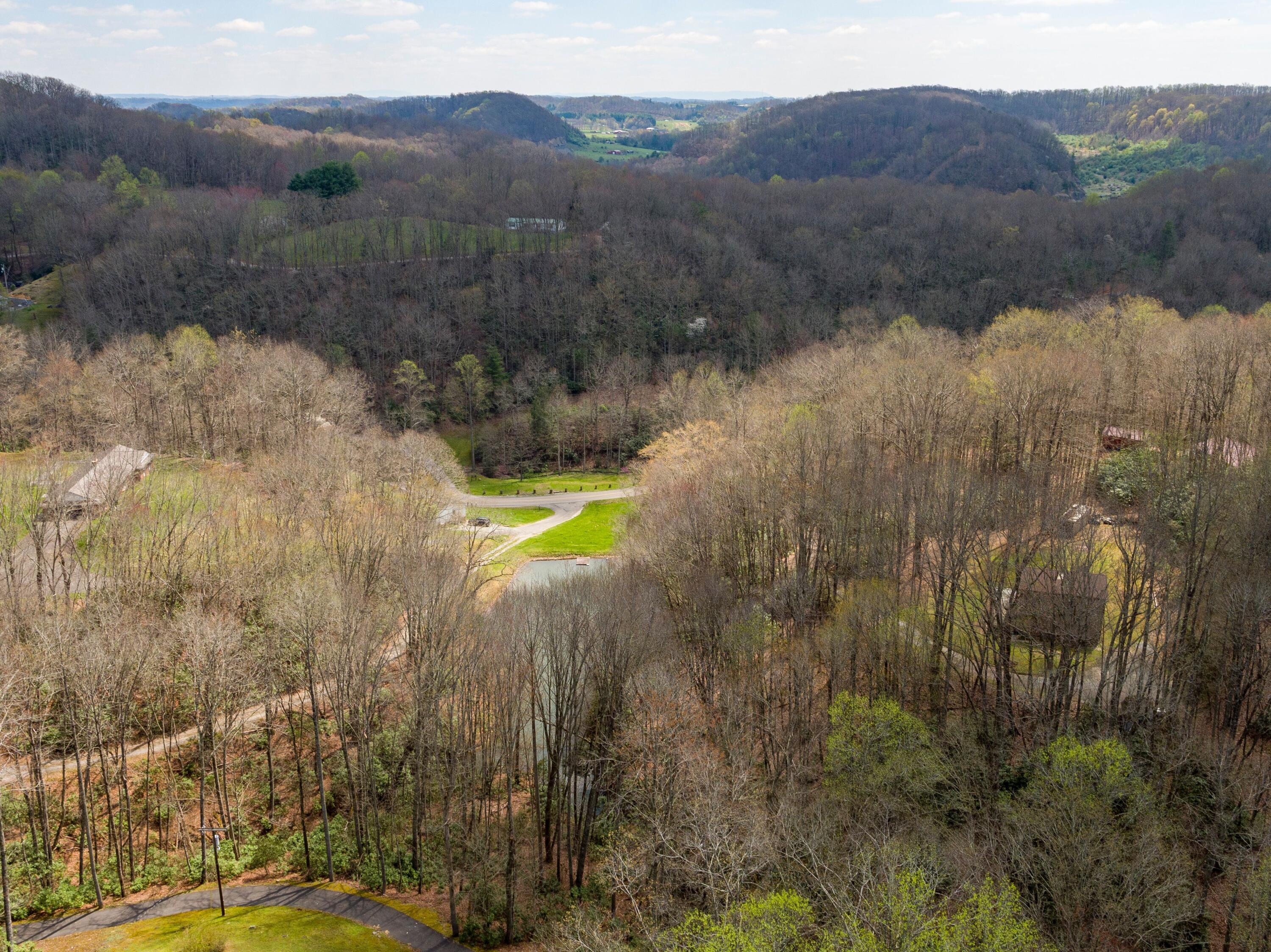 7027 Birchfield Road Wise, VA 24293 - Photo 14 of 61 view12