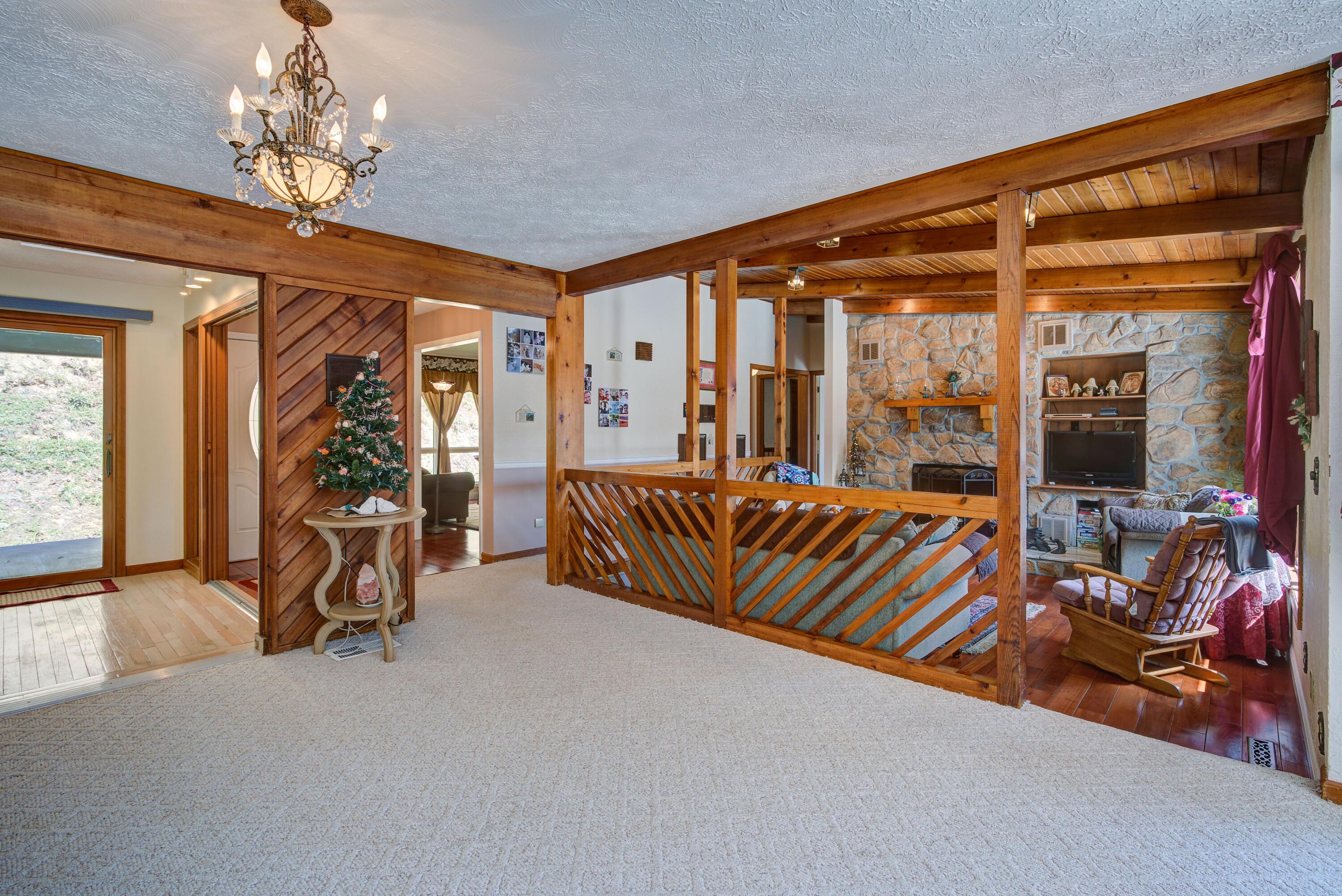 7027 Birchfield Road Wise, VA 24293 - Photo 35 of 61 sunken living room