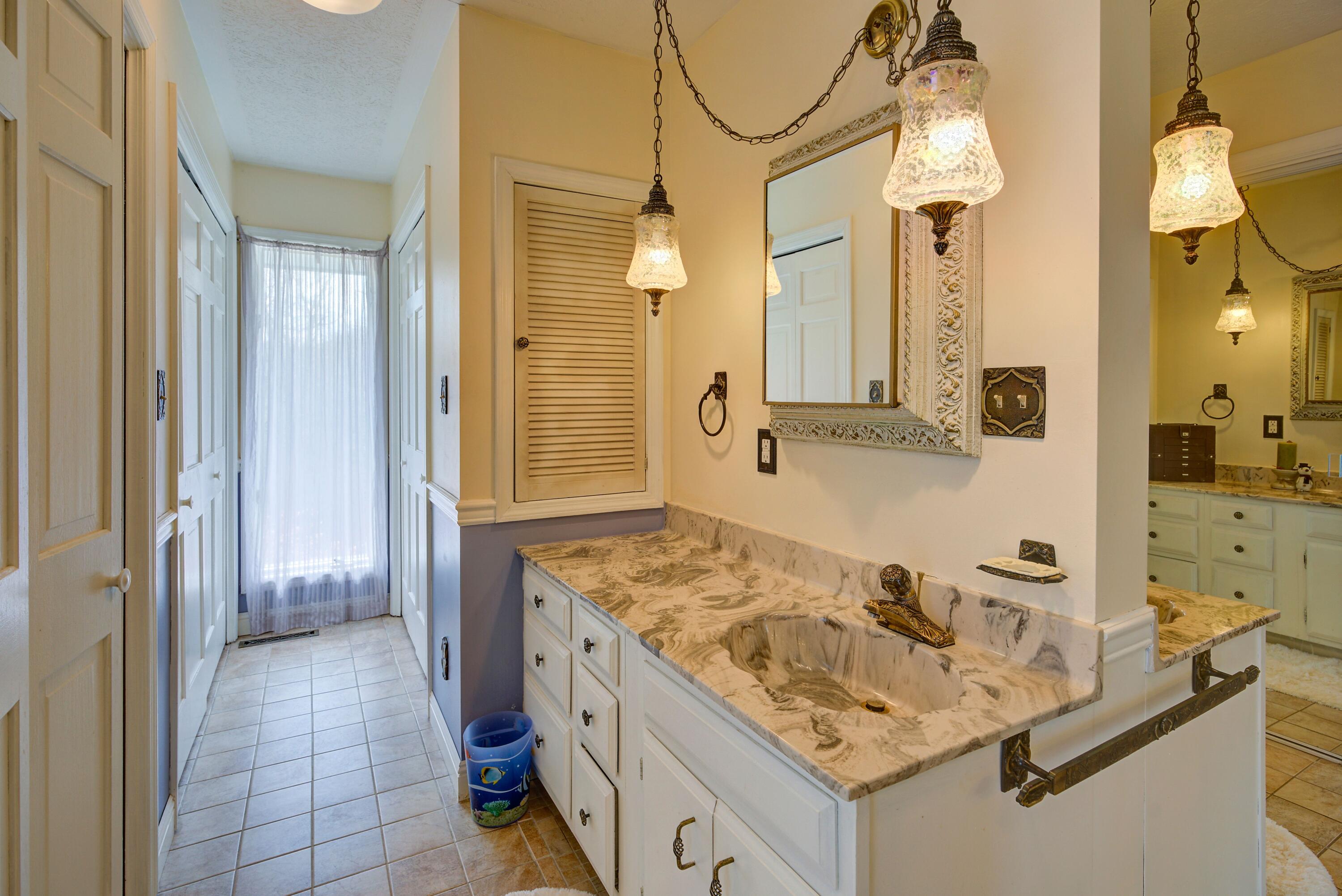 7027 Birchfield Road Wise, VA 24293 - Photo 43 of 61 double sided sink