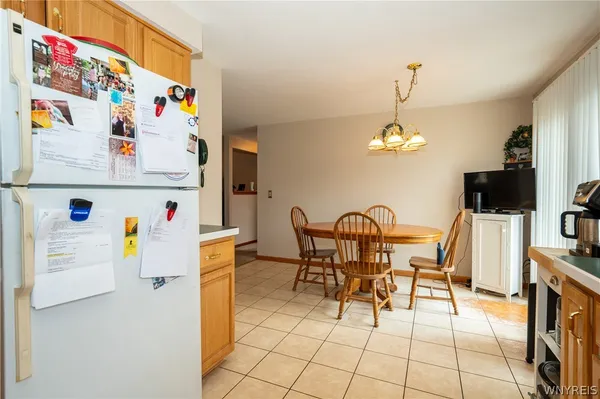 $249,900 | 77 Patricia Drive, West Seneca, NY 14224