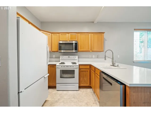 $379,000 | 7829 Northeast 24th Court, Vancouver, WA 98665