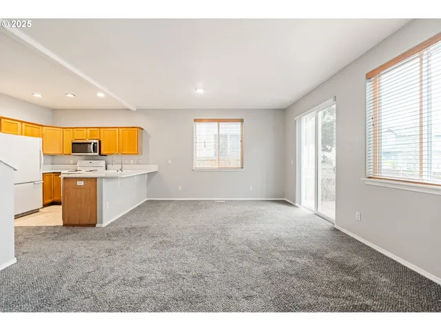 $379,000 | 7829 Northeast 24th Court, Vancouver, WA 98665