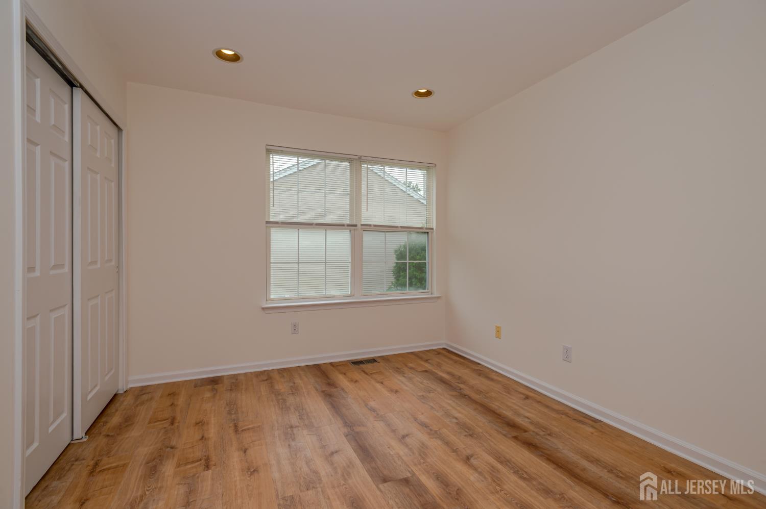 71 Manley Road Pennington, NJ 08534 - Photo 23 of 28