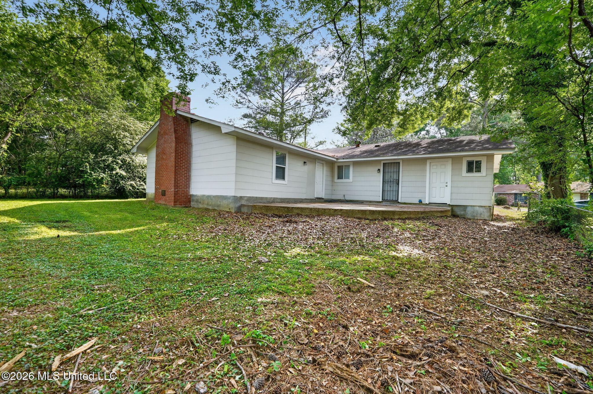 3045 Suncrest Drive Jackson, MS 39212 - Photo 39 of 39 01_3045_Suncrest_Dr_Jackson_MS_39212-Ext