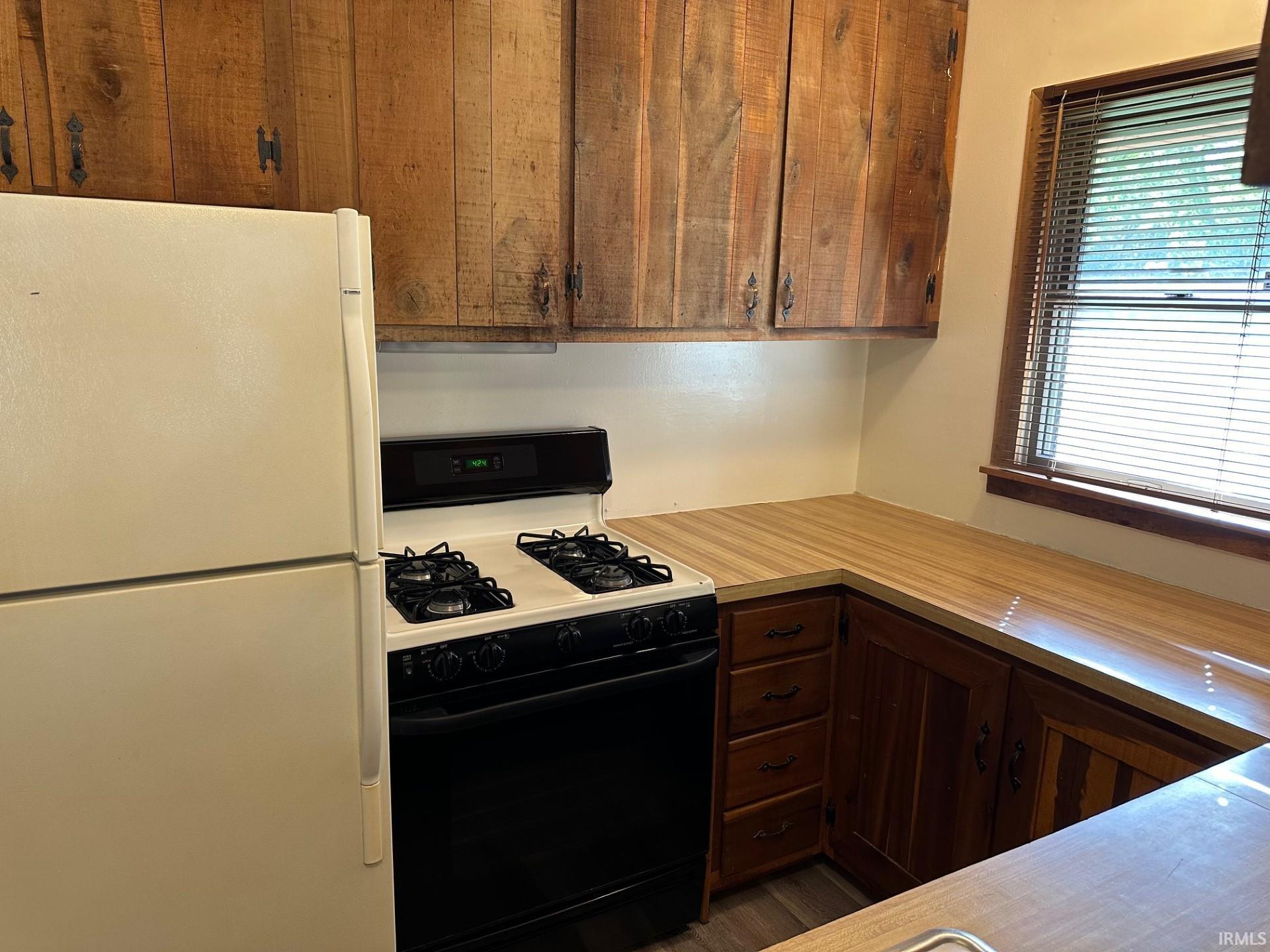 3260 North 190th Road West Bloomfield, IN 47424 - Photo 17 of 33