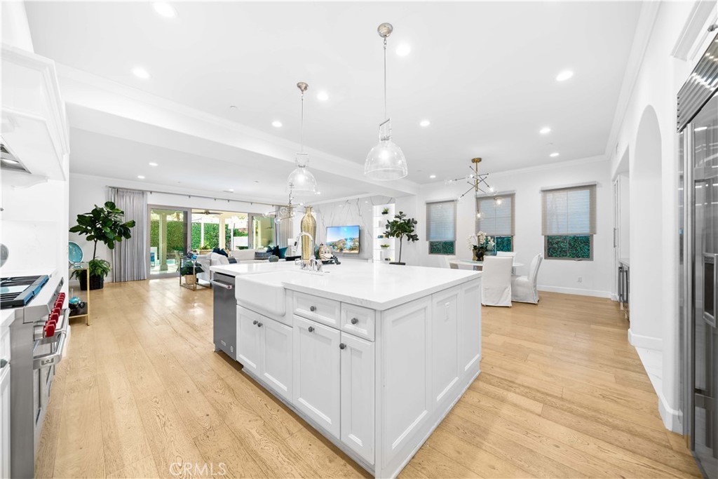 26 Lowland Irvine, CA 92602 - Photo 22 of 62 Kitchen