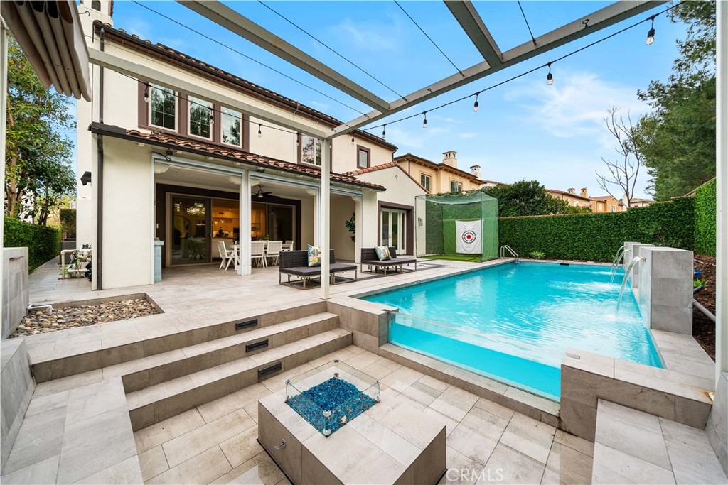 26 Lowland Irvine, CA 92602 - Photo 57 of 62 Pool