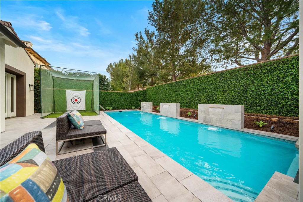 26 Lowland Irvine, CA 92602 - Photo 59 of 62 Pool