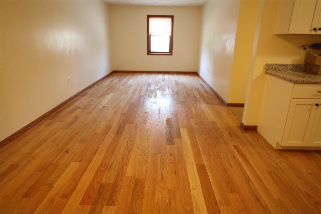 132 Tyngsboro Road, Unit 5 Chelmsford, MA 01863 - Photo 3 of 12