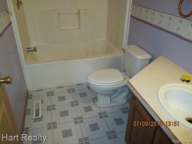 3185 Harrison Road Emmett, MI 48022 - Photo 13 of 17 089.jpg