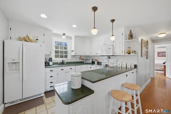 $500,000 | 8 Windward Lane, Ledyard, CT 06339