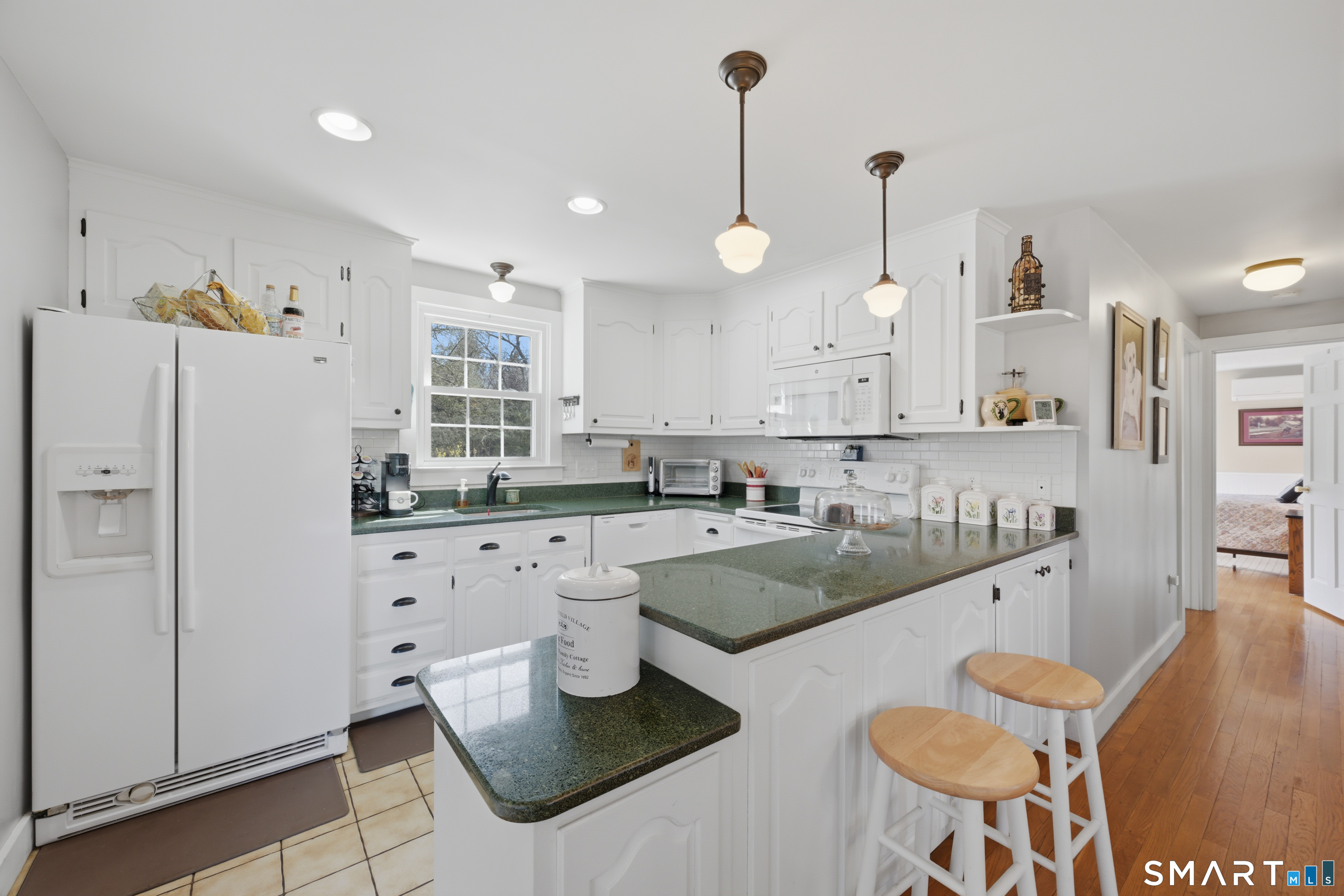 8 Windward Lane Ledyard, CT 06339 - Photo 20 of 37 Updated Kitchen