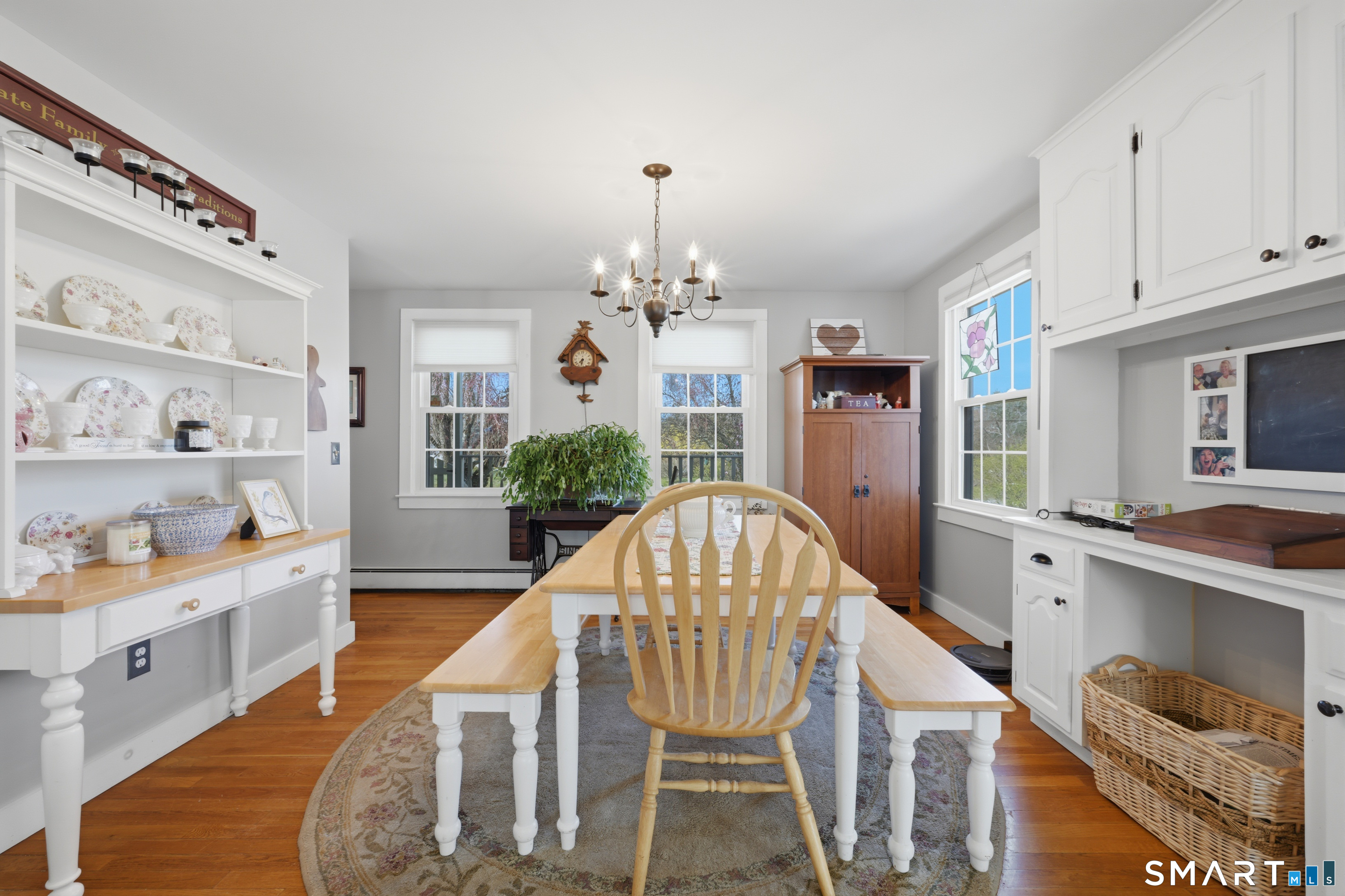8 Windward Lane Ledyard, CT 06339 - Photo 23 of 37 Dining Room
