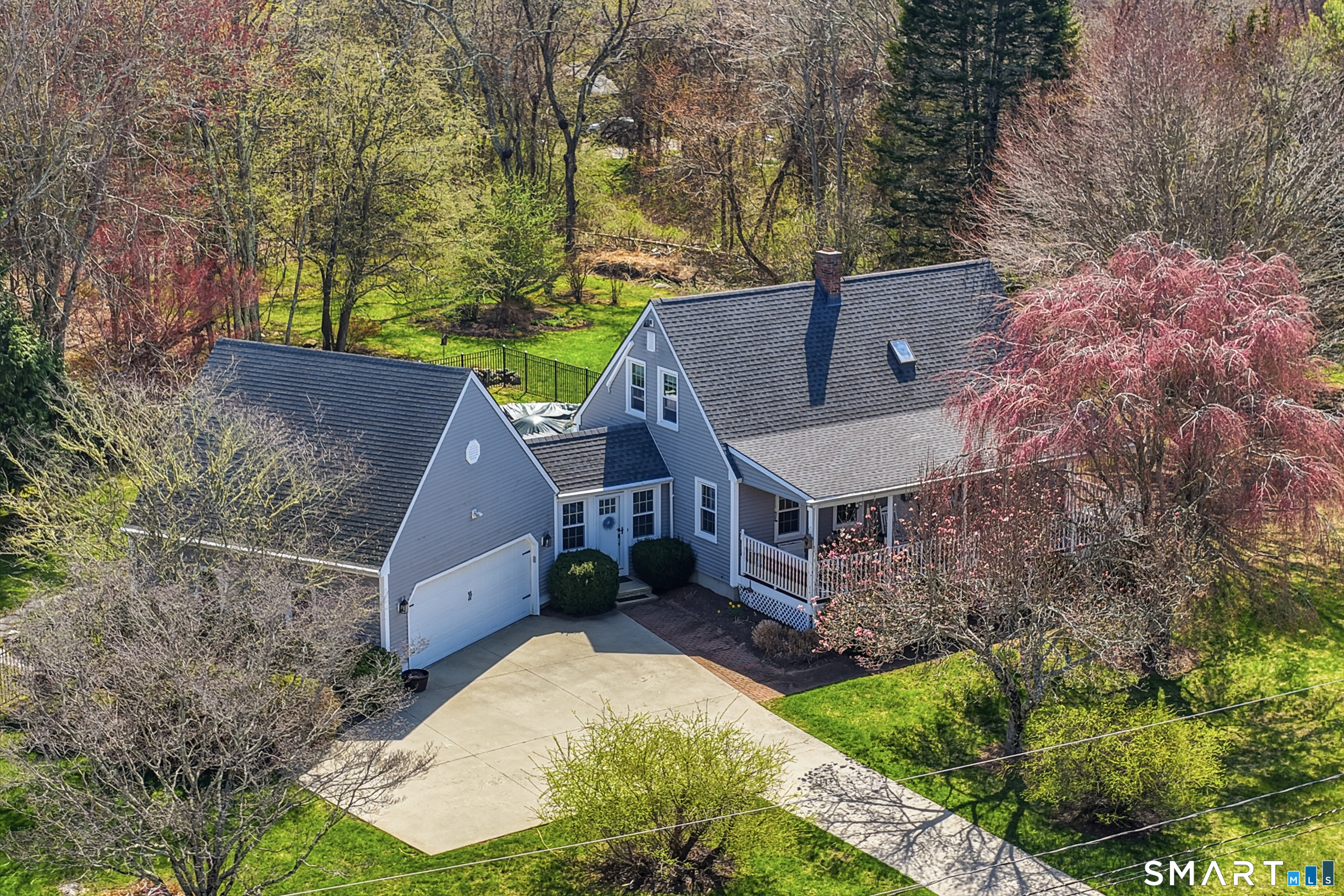 8 Windward Lane Ledyard, CT 06339 - Photo 4 of 37