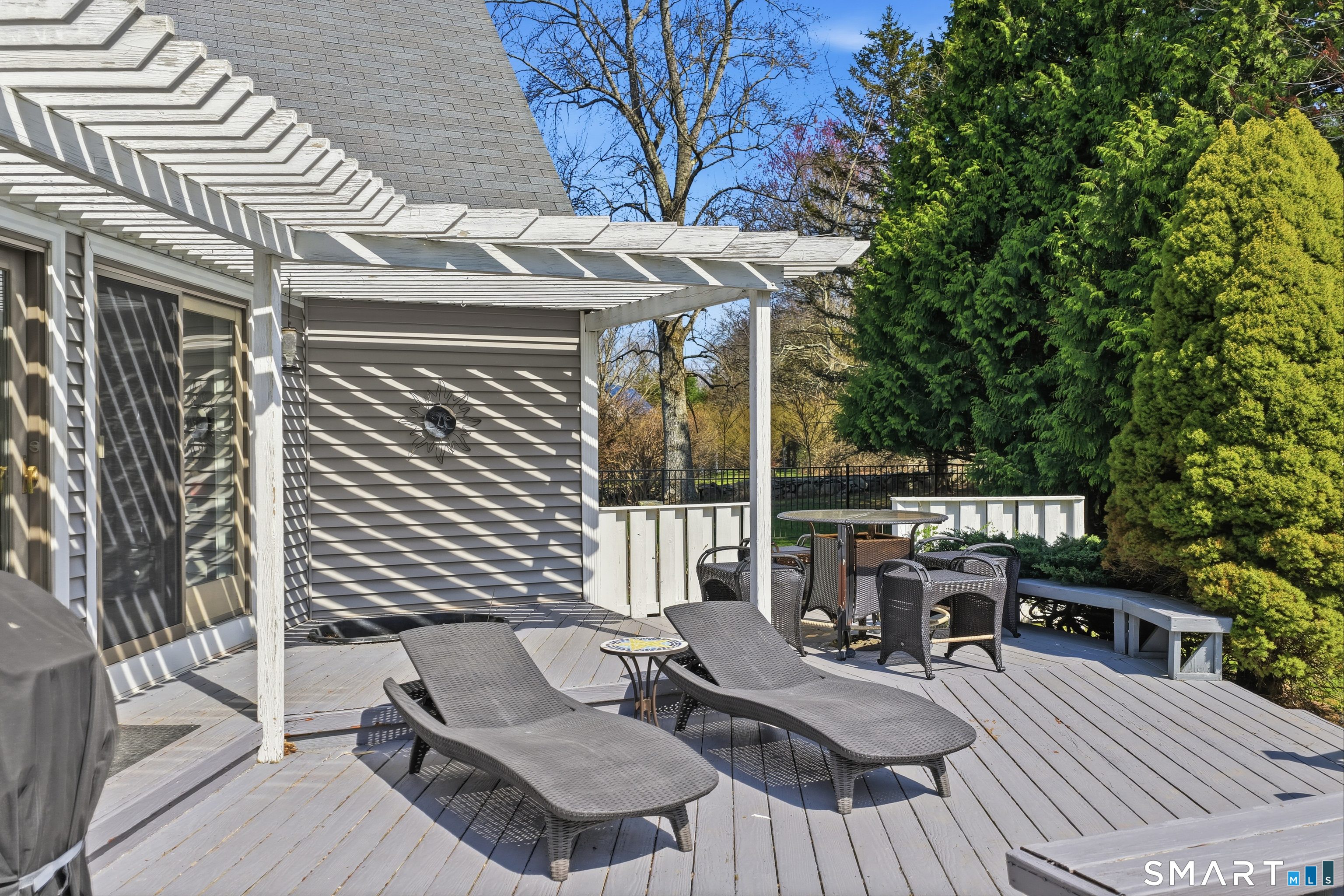 8 Windward Lane Ledyard, CT 06339 - Photo 8 of 37