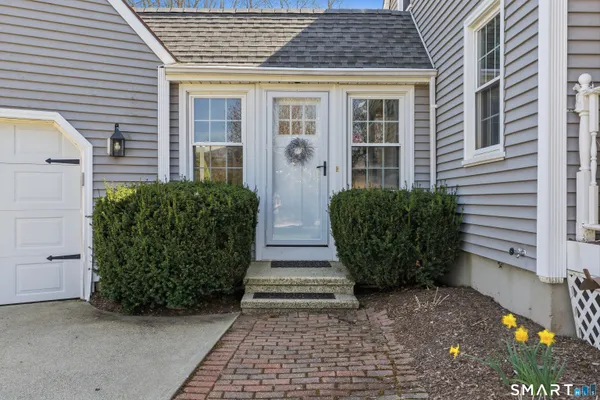 $500,000 | 8 Windward Lane, Ledyard, CT 06339