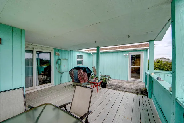 $369,900 | 40088 Harbor Road, Avon, NC 27915