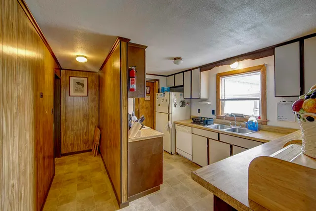 $369,900 | 40088 Harbor Road, Avon, NC 27915