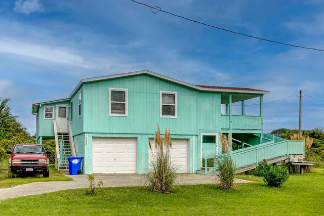 $369,900 | 40088 Harbor Road, Avon, NC 27915