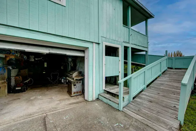 $369,900 | 40088 Harbor Road, Avon, NC 27915